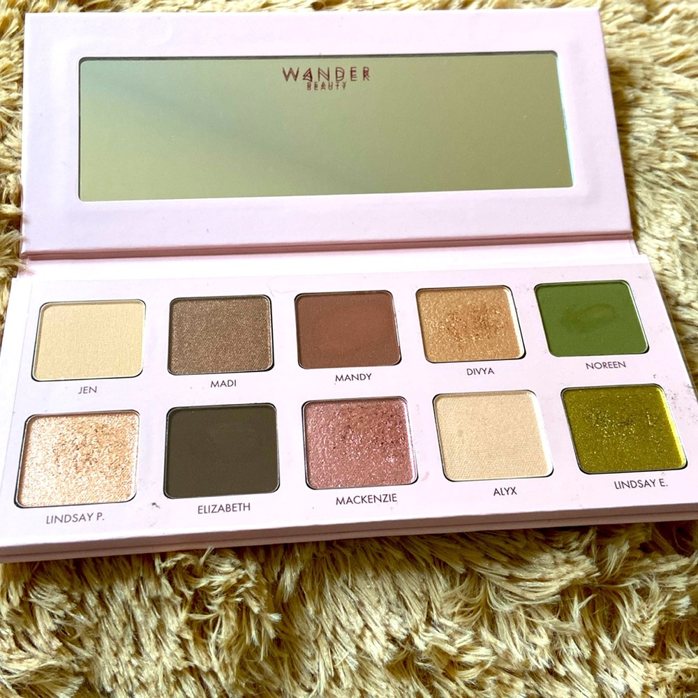 Wander beauty trailblazer eyeshadow palette